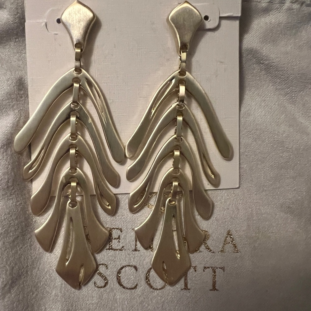 NWT Kendra Scott Earrings